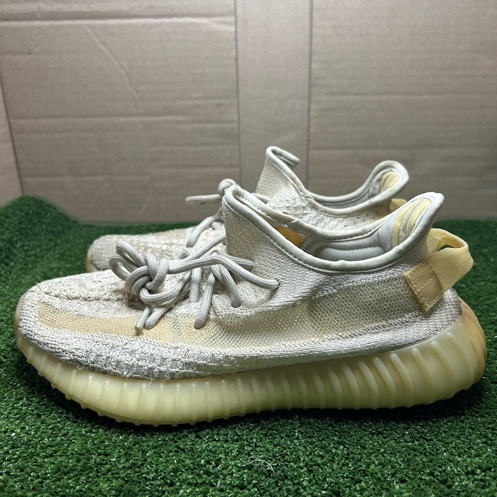 Size 7.5M- Yeezy Boost 350 V2 'Light'